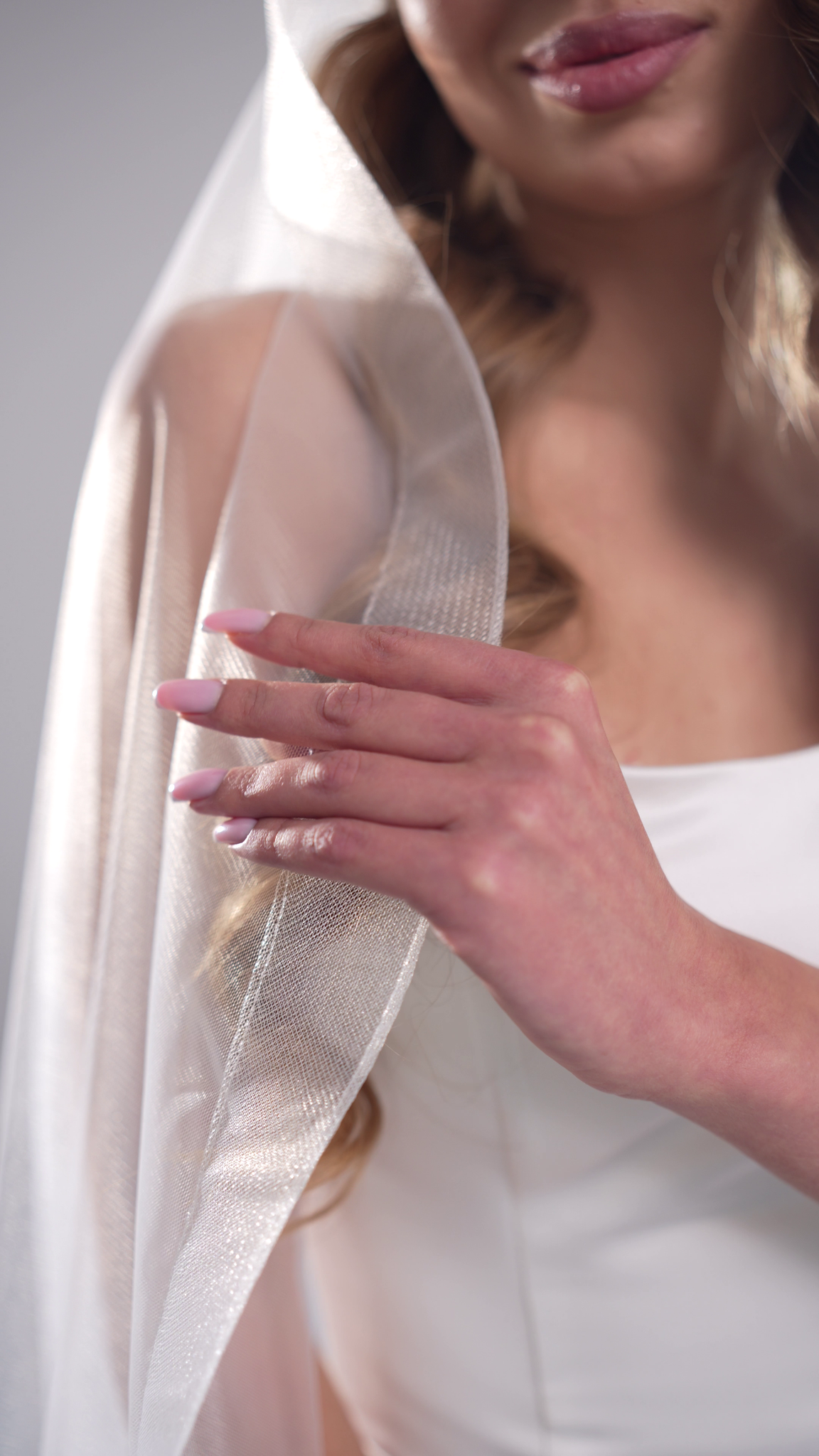 Horsehair trim wedding veil – classic single layer bridal veil