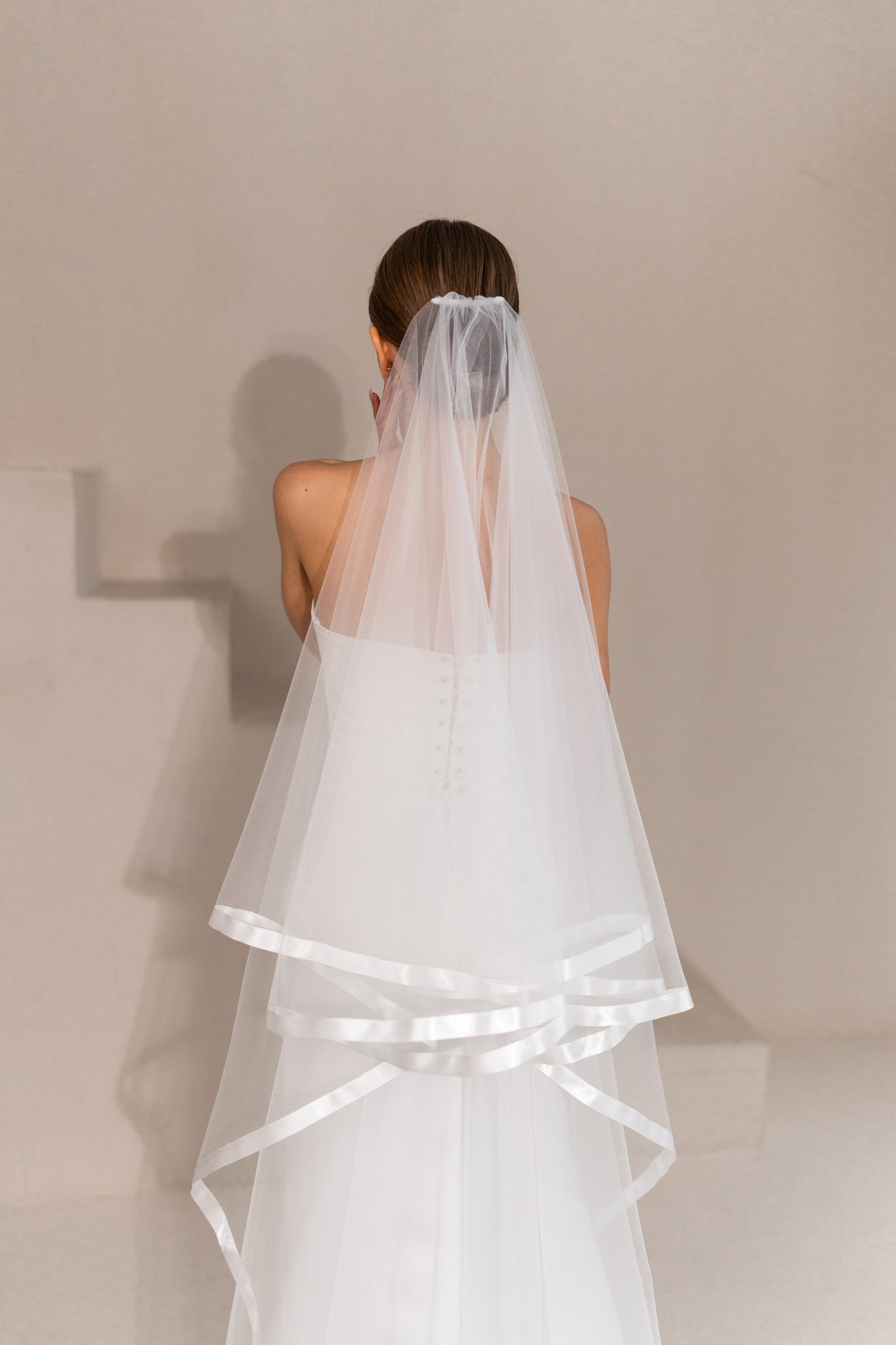Satin edge veil 3