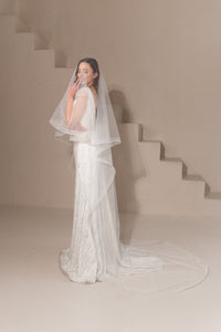 Side view horsehair edge bridal veil in cathedral length
