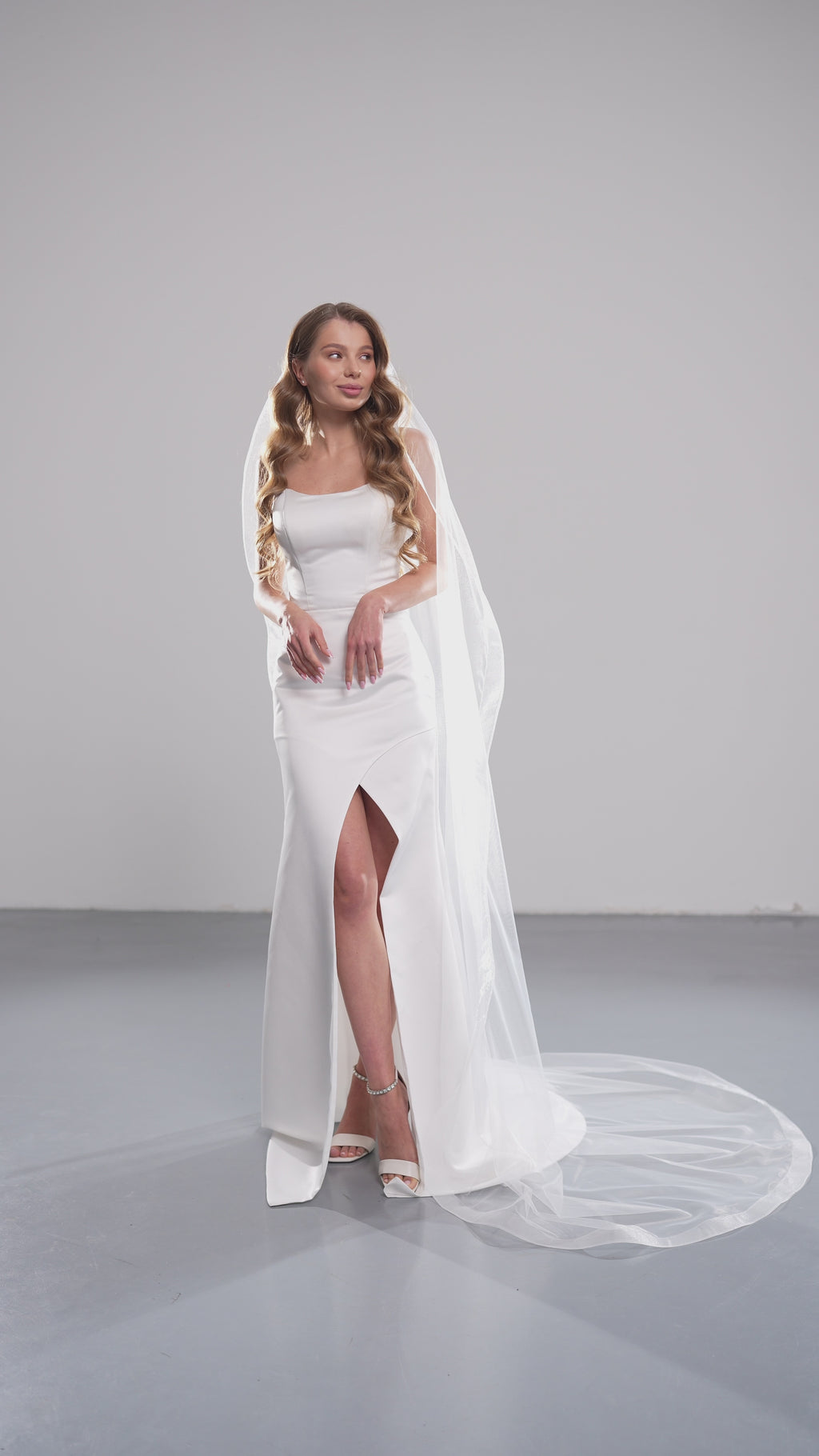 Horsehair trim cathedral length wedding veil – classic single layer bridal veil