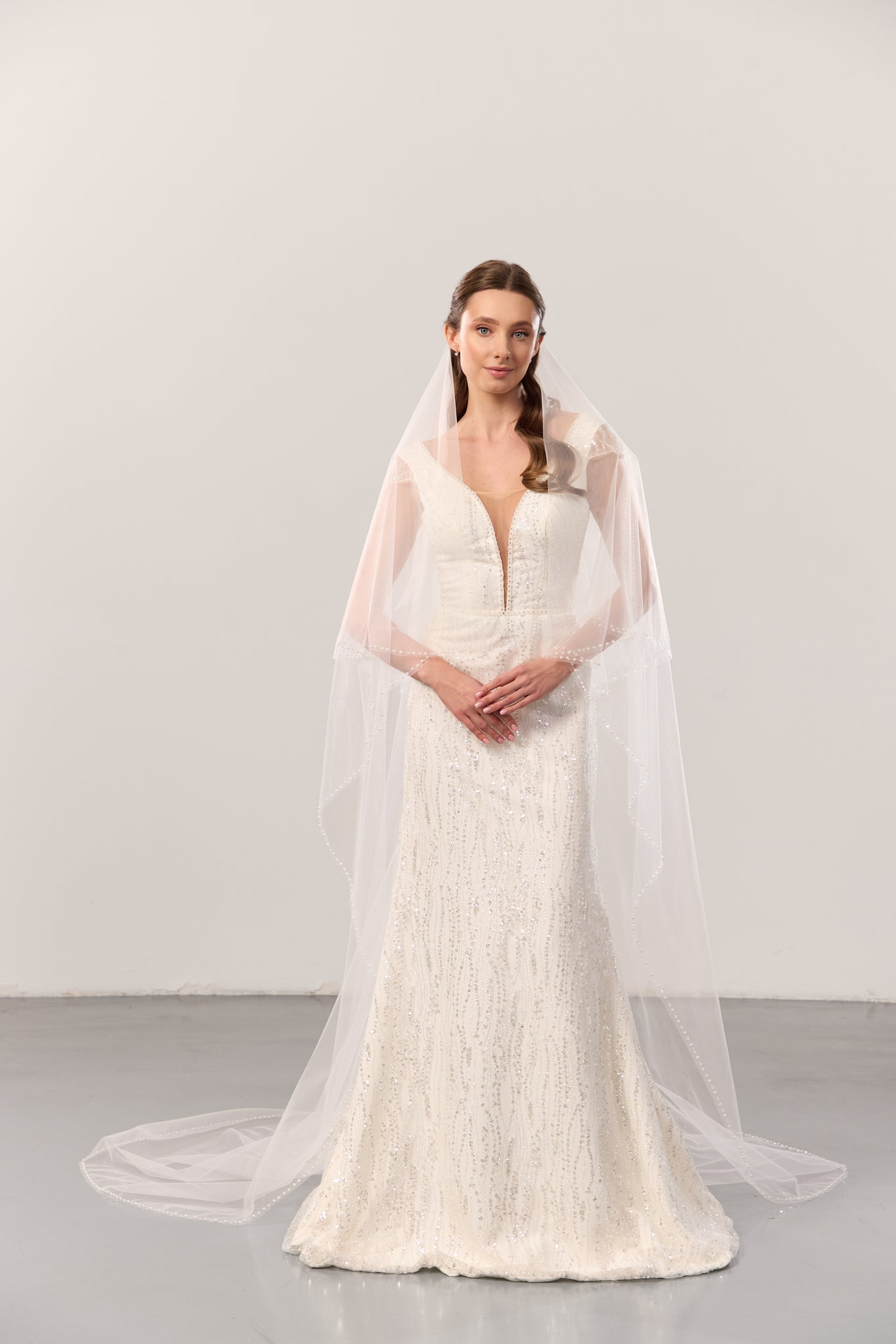 Crystal pearl trim blusher veil