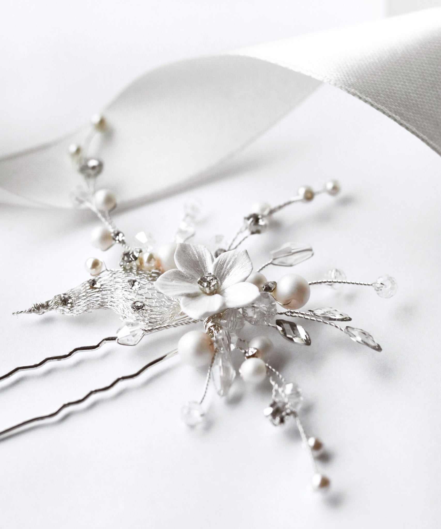 Bridal flower hair pins