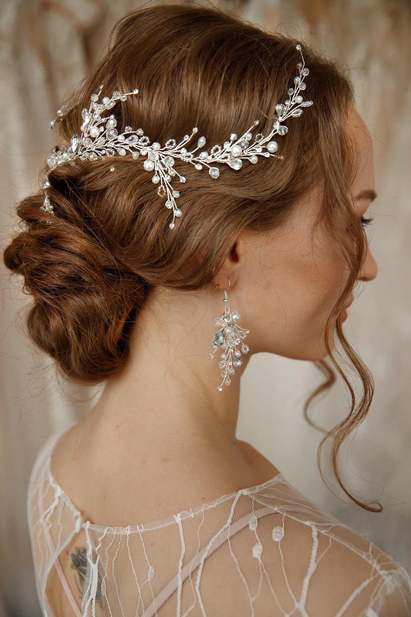 Pearl dangle wedding earrings