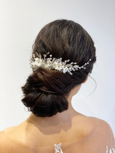 Flower bridal hair comb