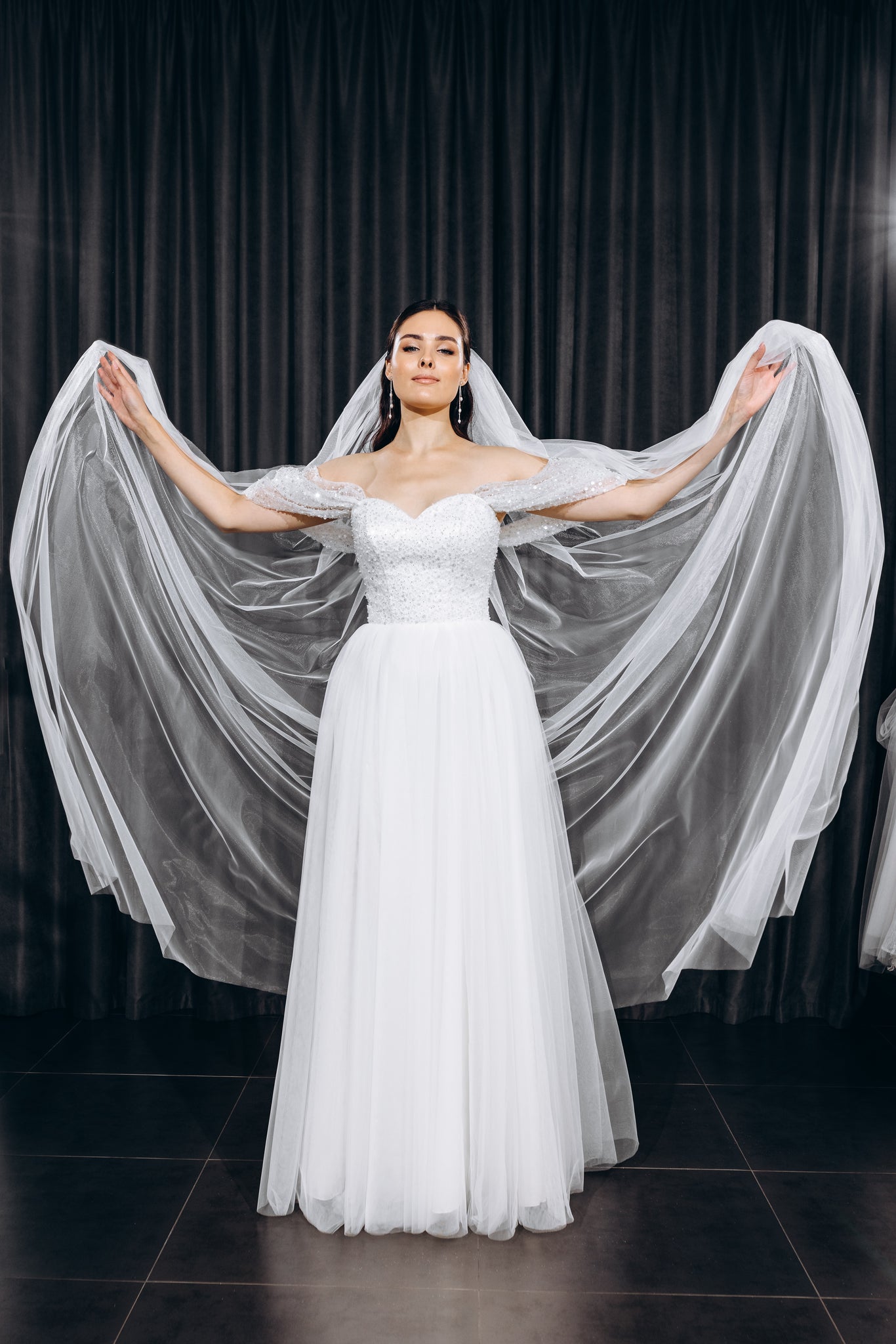 Wide simple wedding veil