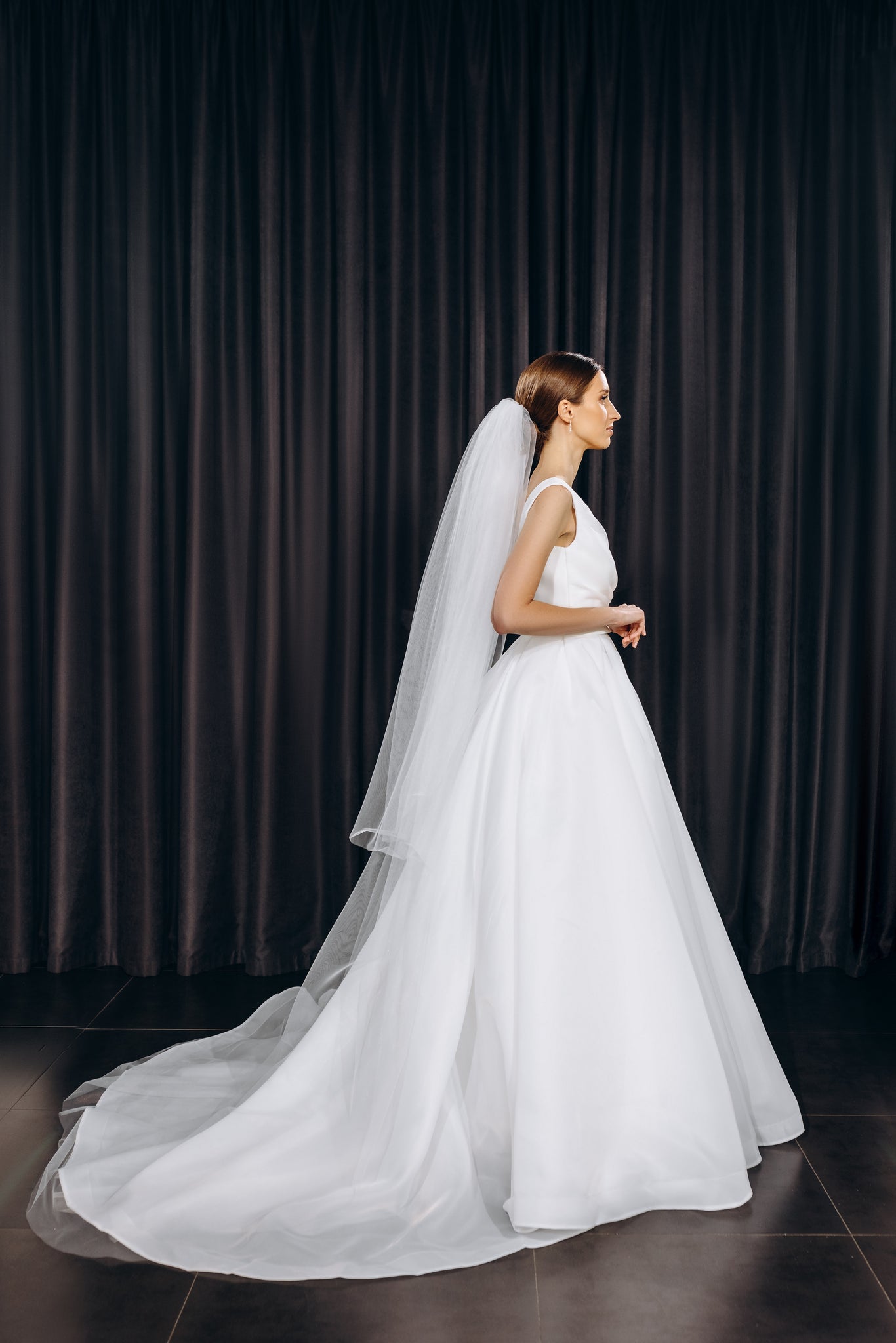 Double tier simple wedding veil