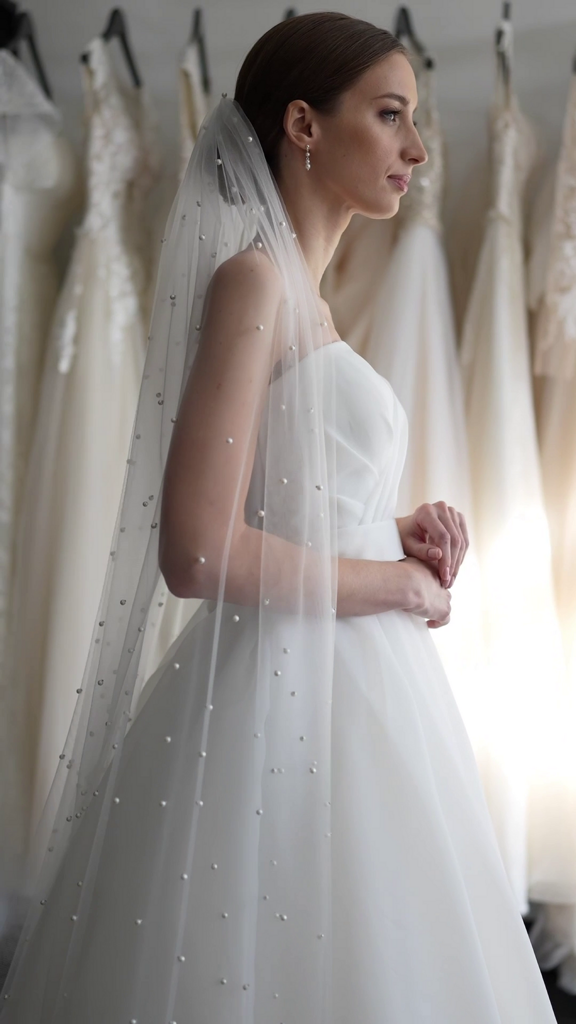 Wedding Pearl Veil Pure White / Chapel - 90 Inches (in The Photos)